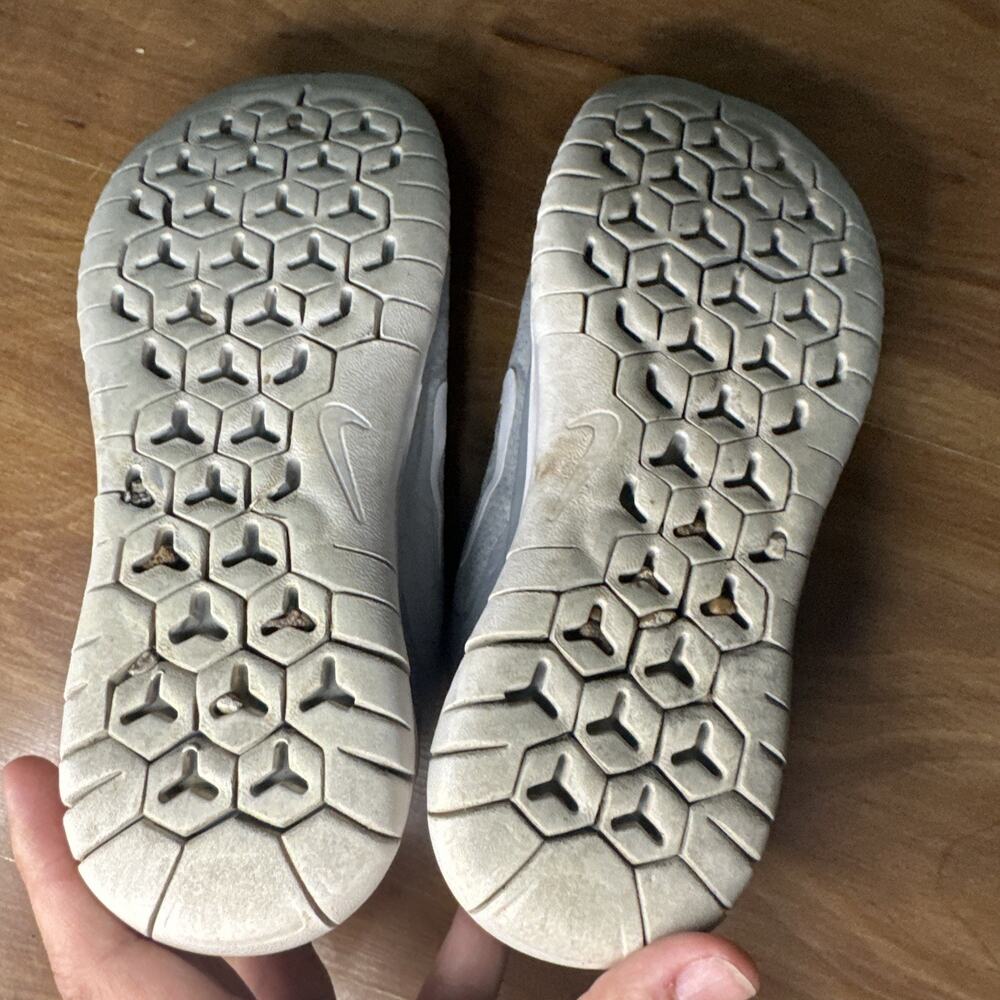 Nike Free RN 2018 Running Shoes Wolf Gray, Size 5 (942837-003) - Picture 9 of 9